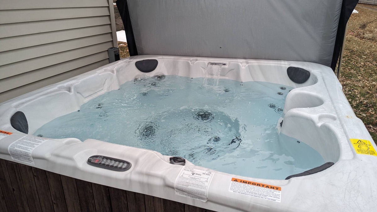Siren Cabin | Waterfront Cabin in Siren on Clear Lake, Hot Tub, sandy shoreline & more.