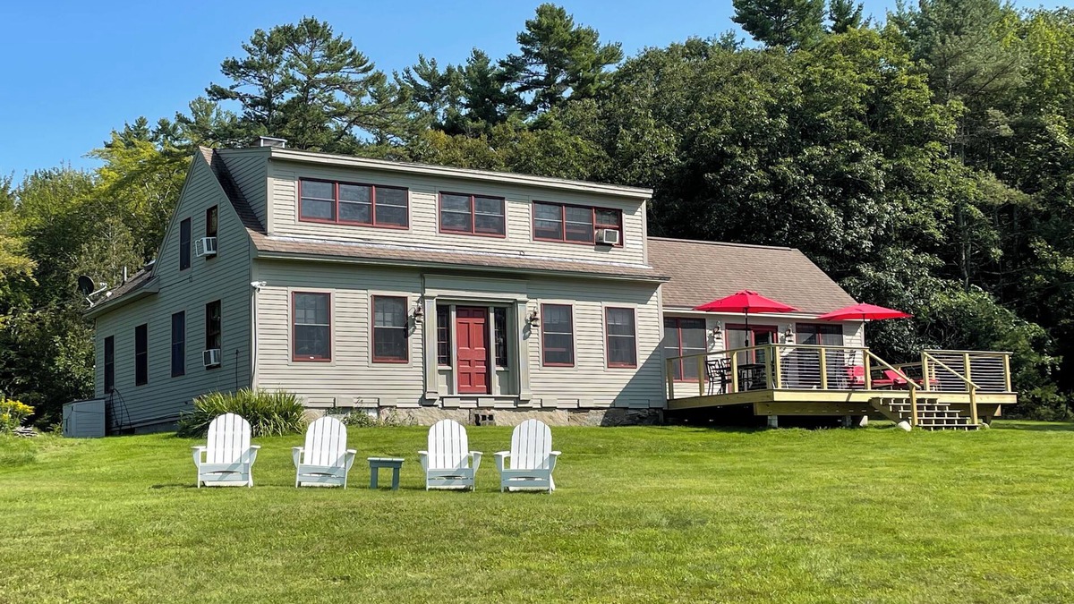 Westport House | Waterfront, coastal GET AWAY on 53 acres, Pet friendly