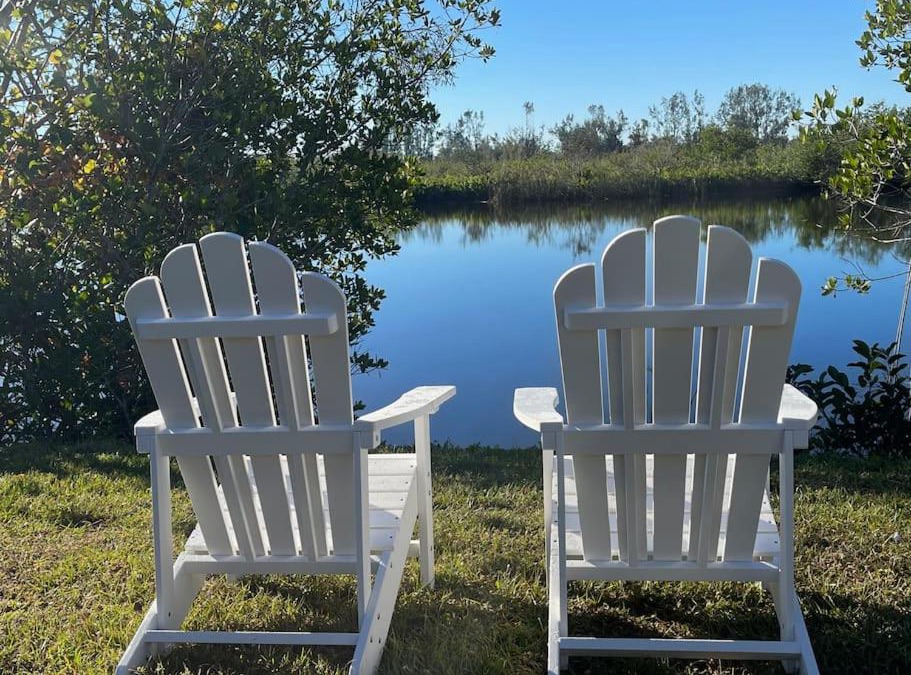 Punta Gorda Apartment | Waterfront Condo #8