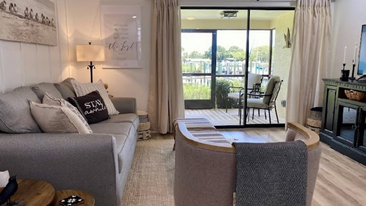 Apollo Beach Condo | Waterfront condo, gated, dock, lanai, newly remodeled, single story, 2 bd/2 ba.