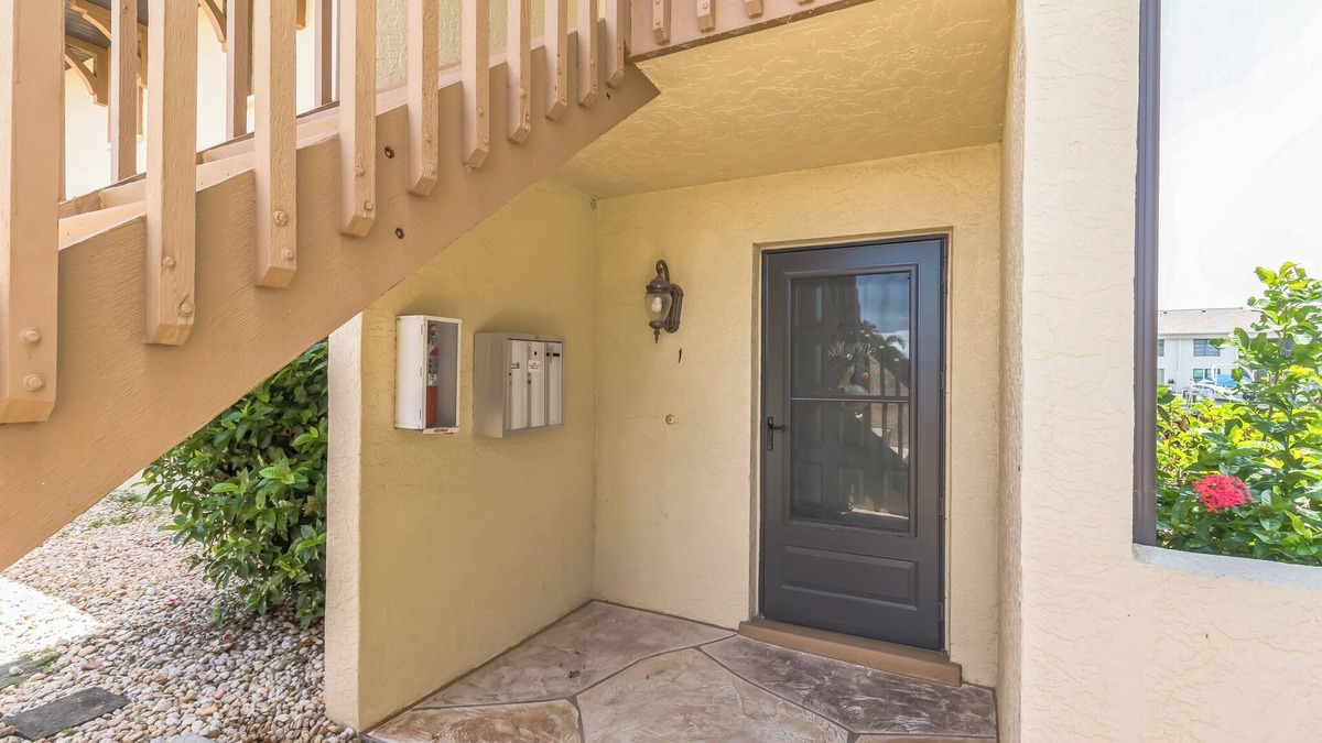 Punta Gorda Apartment | Waterfront Condo l Dock & Near Fisherman’s Village