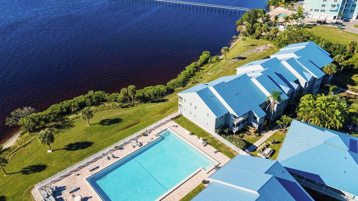 Port Charlotte Apartment | Waterfront Condo w Scenic Views-Heated Pool