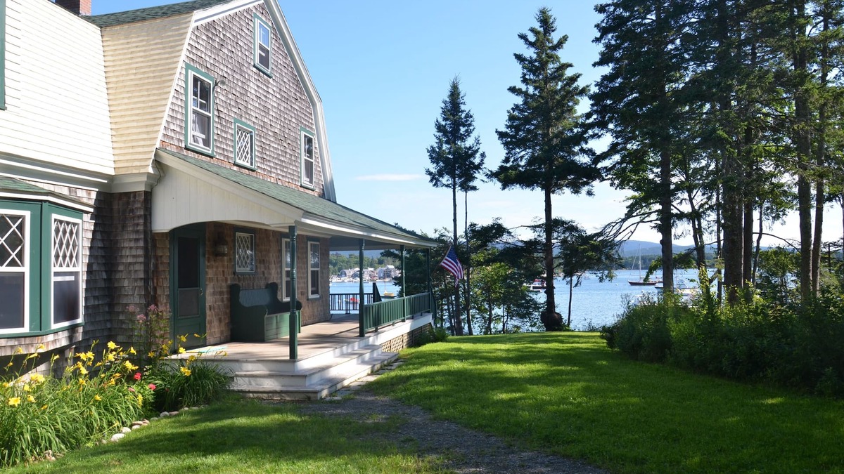 Manset Cottage | Waterfront Cottage, Recently Renovated 125 Year Old Home