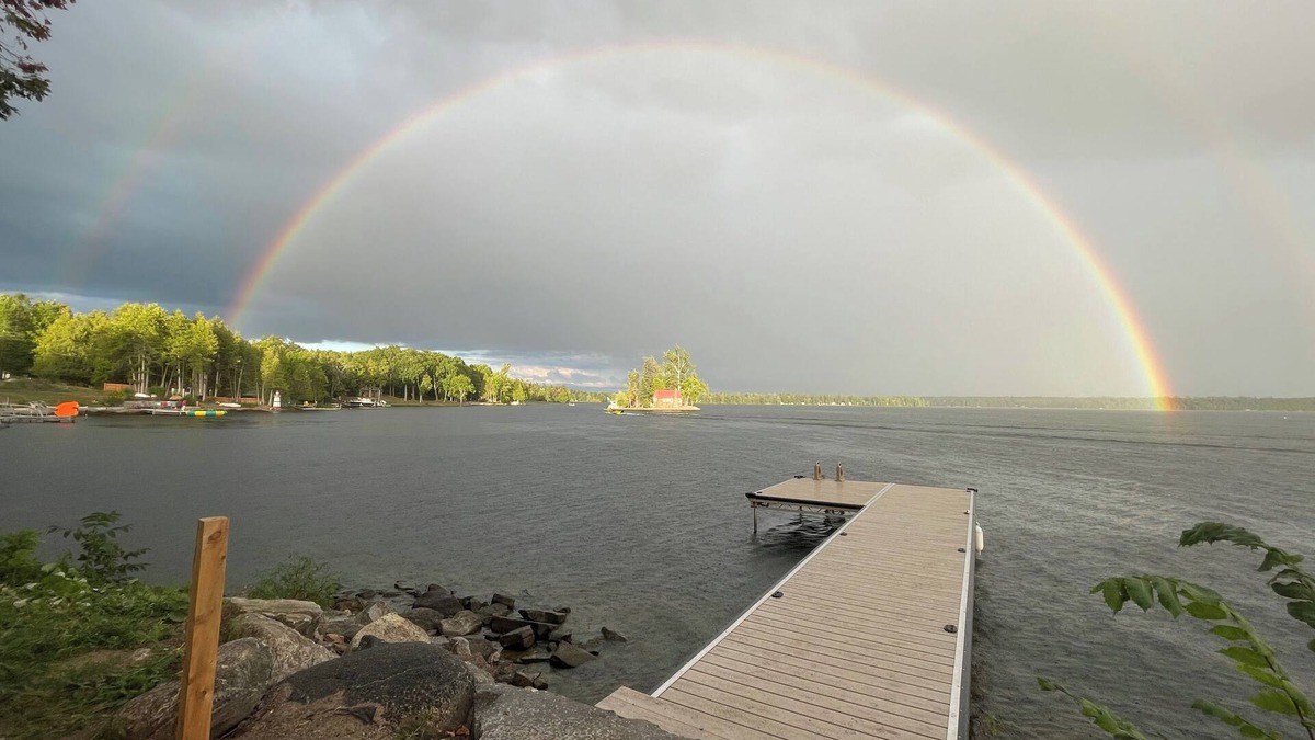 Bobcaygeon Cottage | Waterfront Cottage | 230 Ft of Pristine Shoreline | Pigeon Lake| Near Bobcaygeon