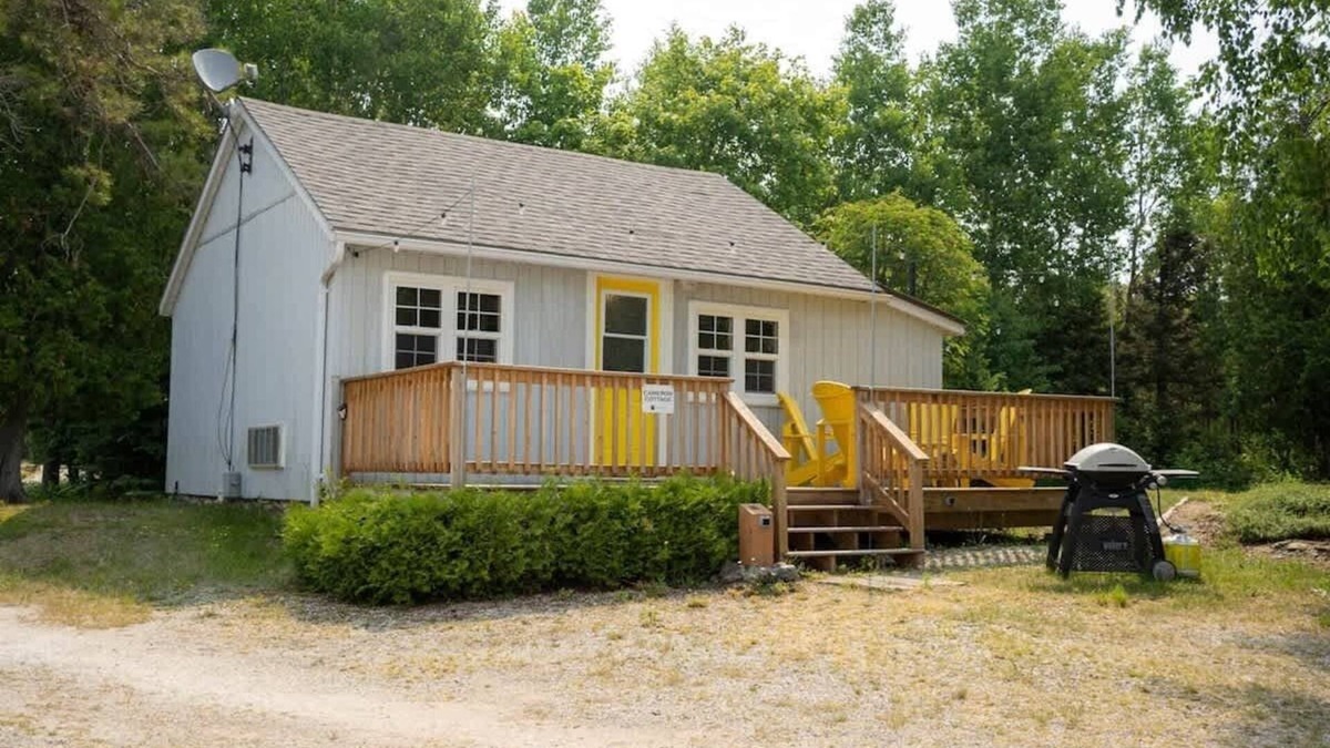 Tobermory Cabin | Waterfront Cottage | Fire Pit & Kayaks | Tobermory