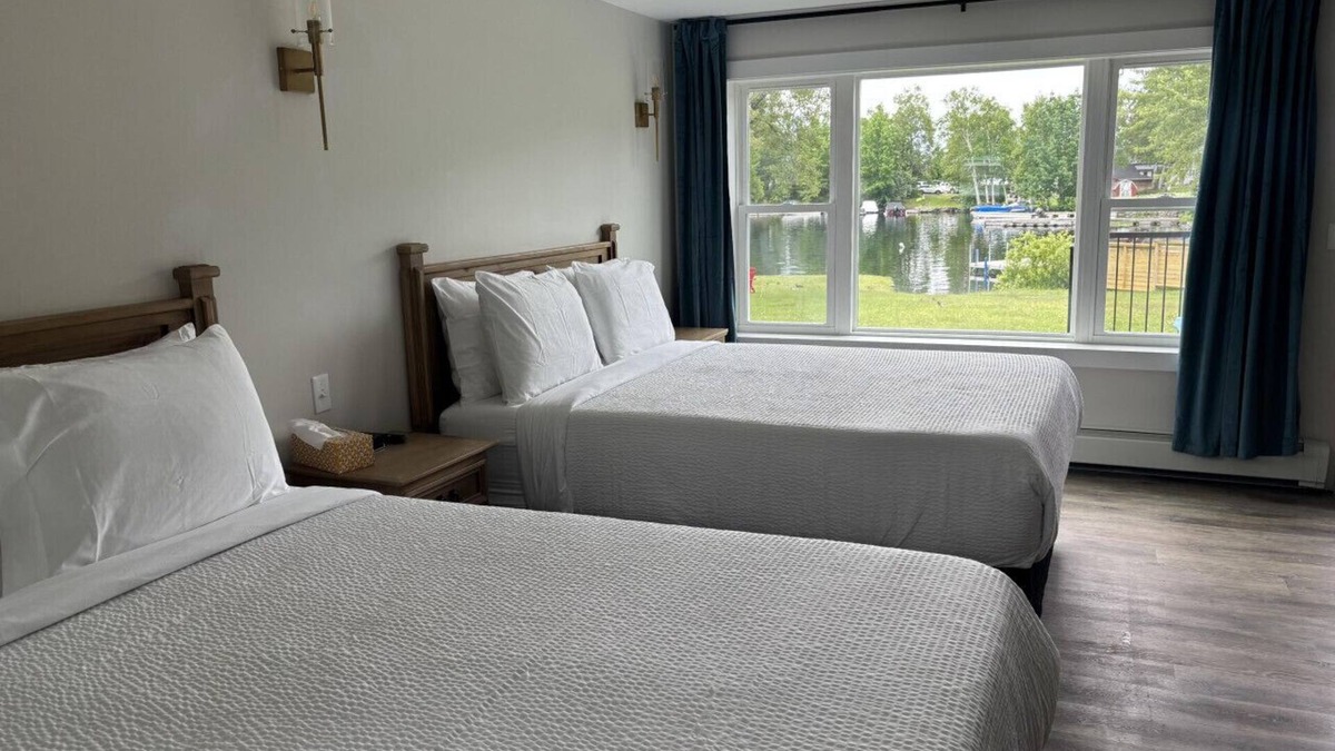 Greenville Junction Hotel | Waterfront-Direct ATV Access-Mountain View