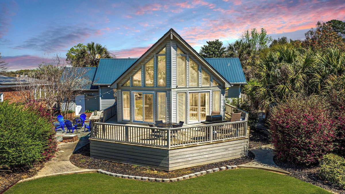 Summerton House | Waterfront, Dock, Boat Landing.The Calm On The Cove Sleeps 8!