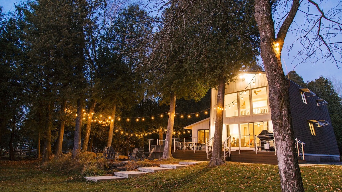 Sturgeon Bay Cabin | Waterfront Door County Getaway | Cozy Cabin Vibes