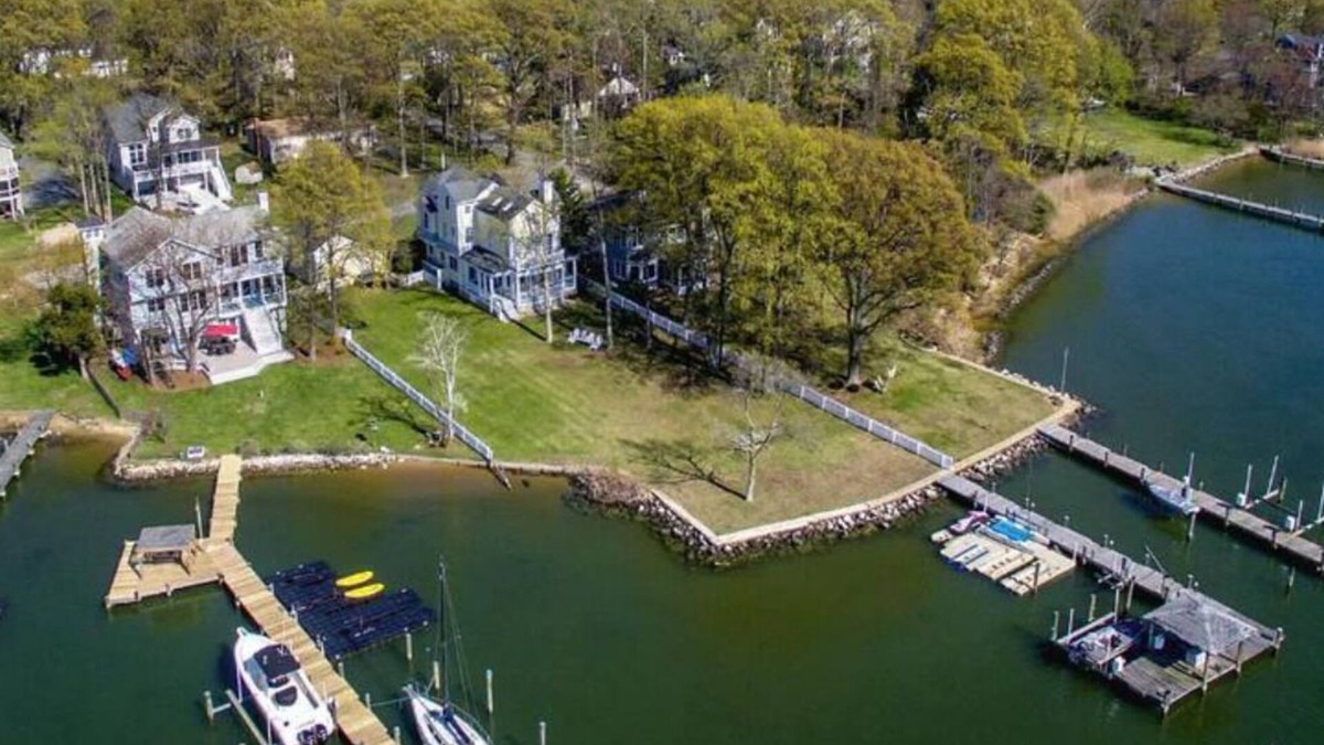 Arundel on the Bay House | Waterfront Estate w/Private Beach + Dock