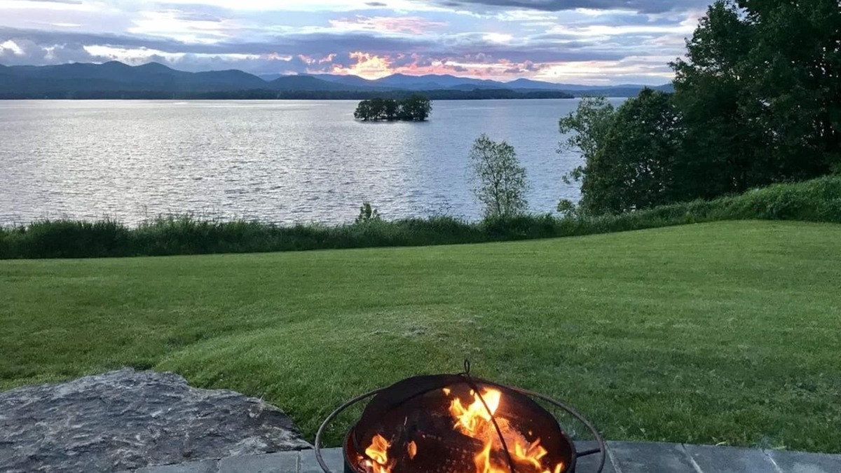 Vergennes House | Waterfront Family Retreat on Lake Champlain