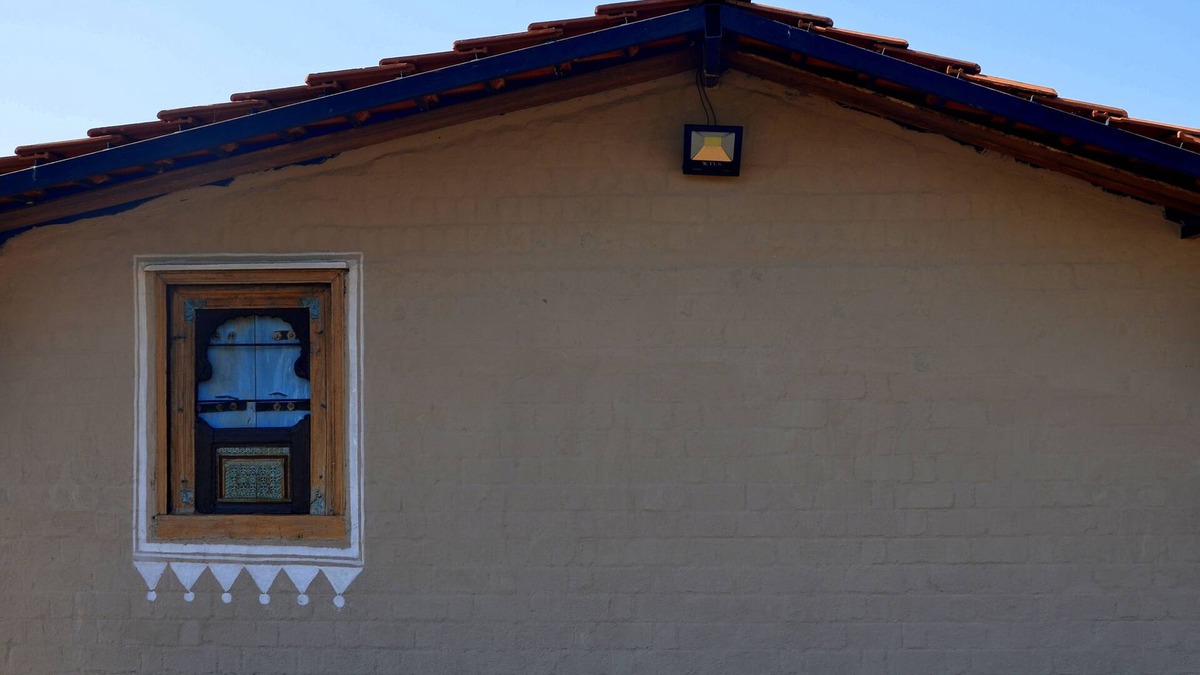 Nashik Other | Waterfront Farmstay Near Vineyards