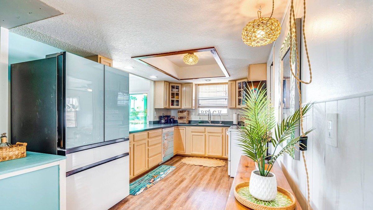 Spring Hill Cottage | Waterfront Florida Escape w/Deck & Private Dock!