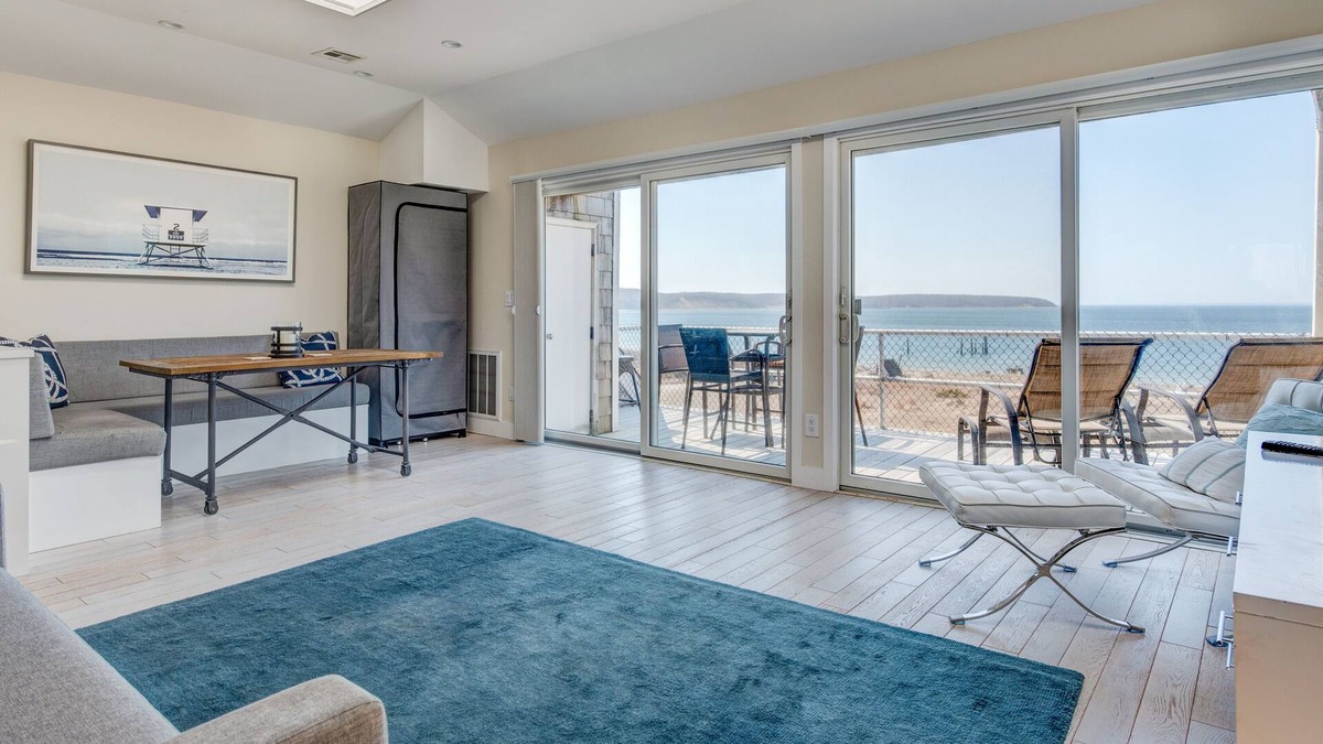 Montauk Apartment | Waterfront Gem