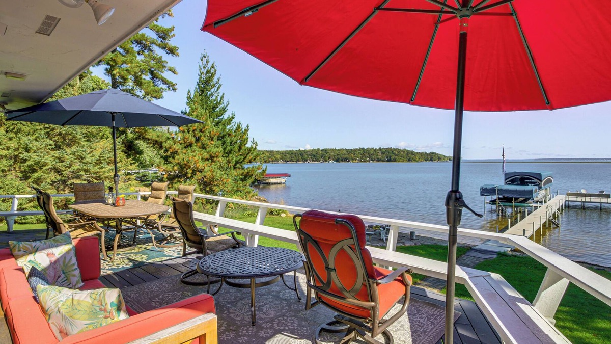 Nisswa House | Waterfront Gull Lake w/Dock: Family Friendly!