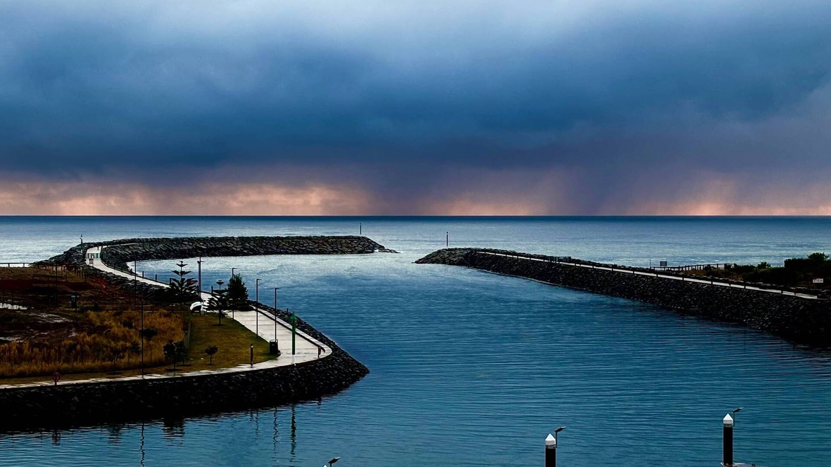 Shell Cove Apartment | Waterfront Haven - Memorable Views