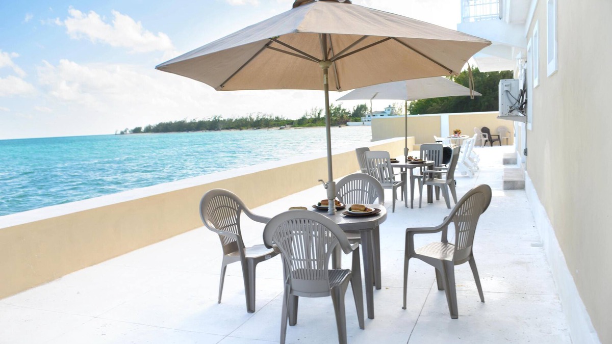 Nassau House | WATERFRONT HAVEN - Oceanfront Escape in Eastern Nassau! NO HURRICANE DAMAGE