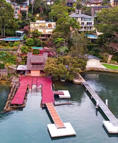 Oatley House | Waterfront Home In Oatley