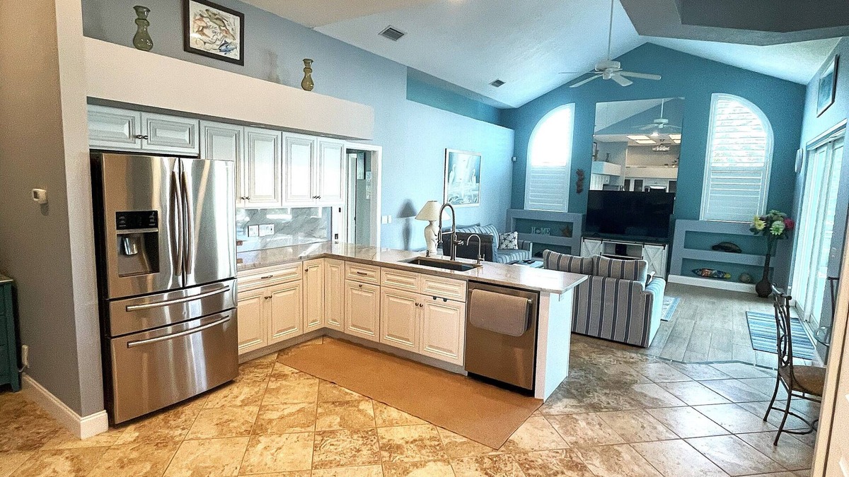 Palm Harbor House | Waterfront Home-Intercoastal Access-Boat Dock-Salt Water Screened Heated Pool