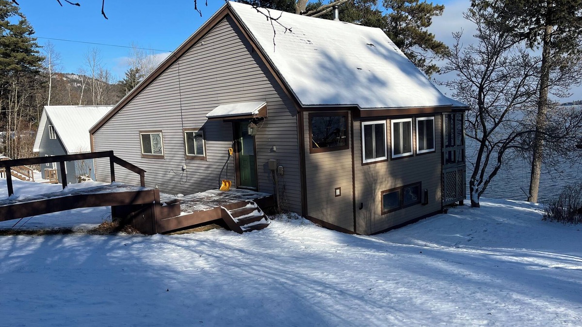 Port Douglass House | Waterfront home on Lake Champlain. Pet Friendly/Family Friendly,