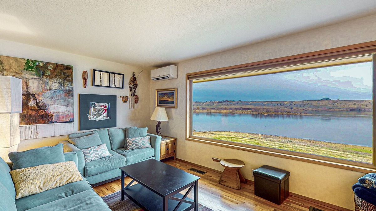 Richland House | Waterfront home on the Columbia River