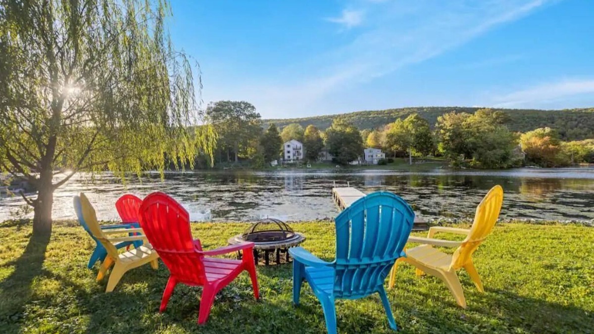 Greenwood Lake House | Waterfront Home with Hot Tub, Kayaks, and Fast Wifi