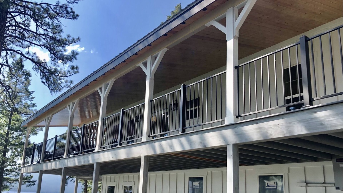 Marion Ski Chalet | WATERFRONT HOME ✨
