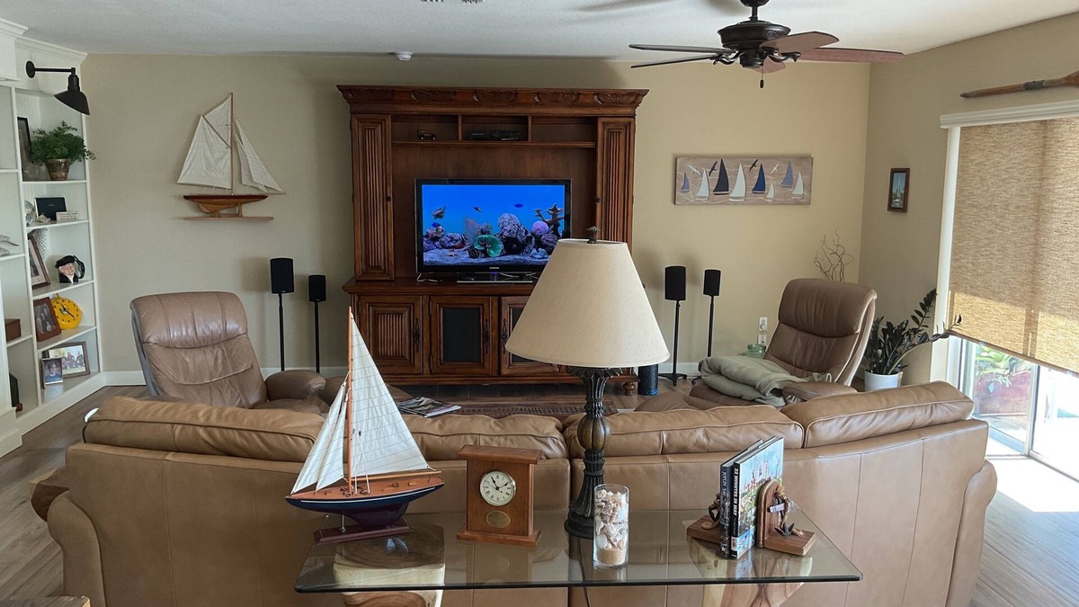 Edgewater House | Waterfront home for rent. Two bed two bath completely remodeled. 50 ft dock incl