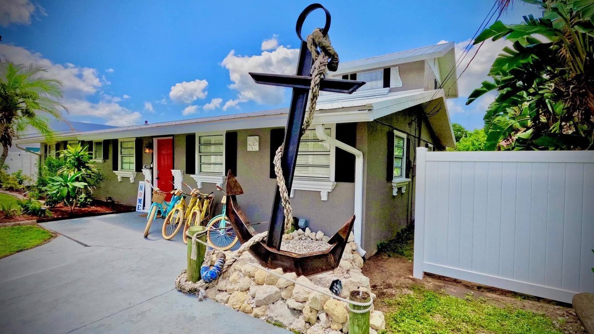River Pointe House | Waterfront Home with Private Dock and Kayaks 4 Bedroom 2 Bath