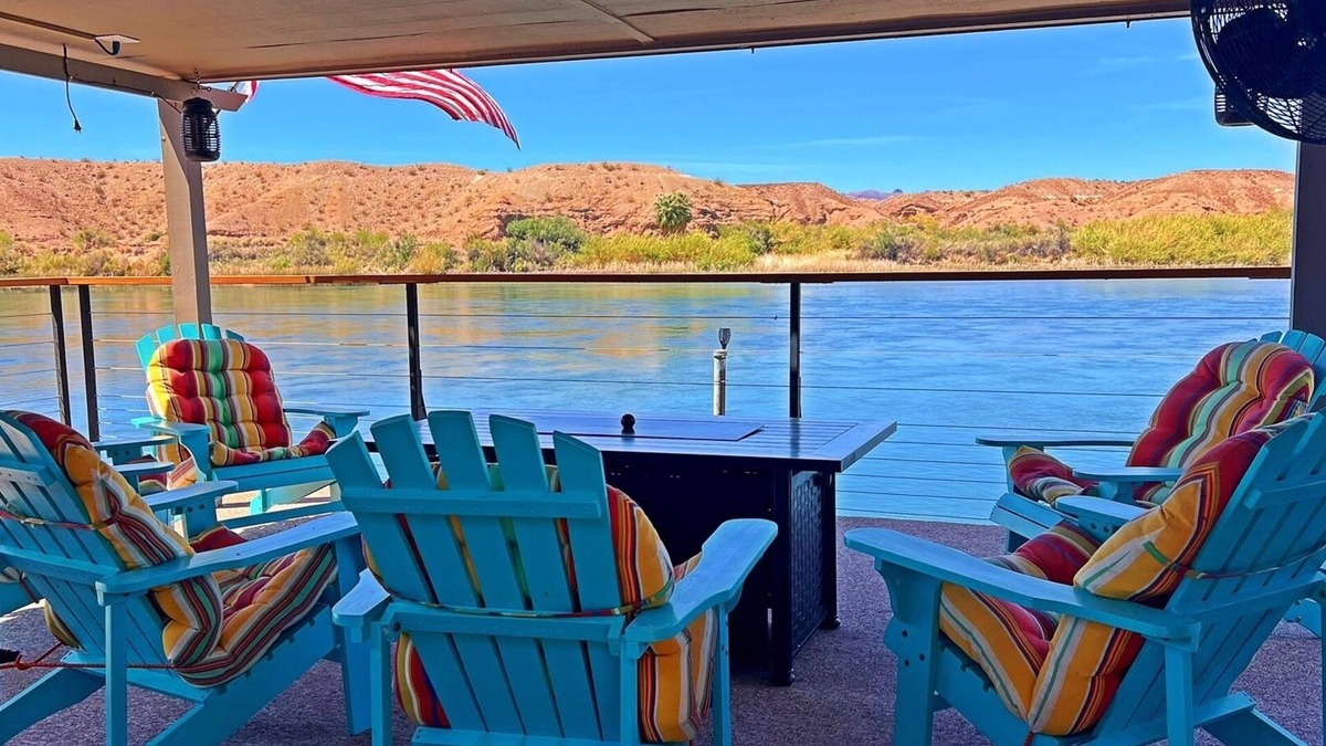 Earp House | Waterfront Home with View and Private Dock - Perfect for Snowbirds
