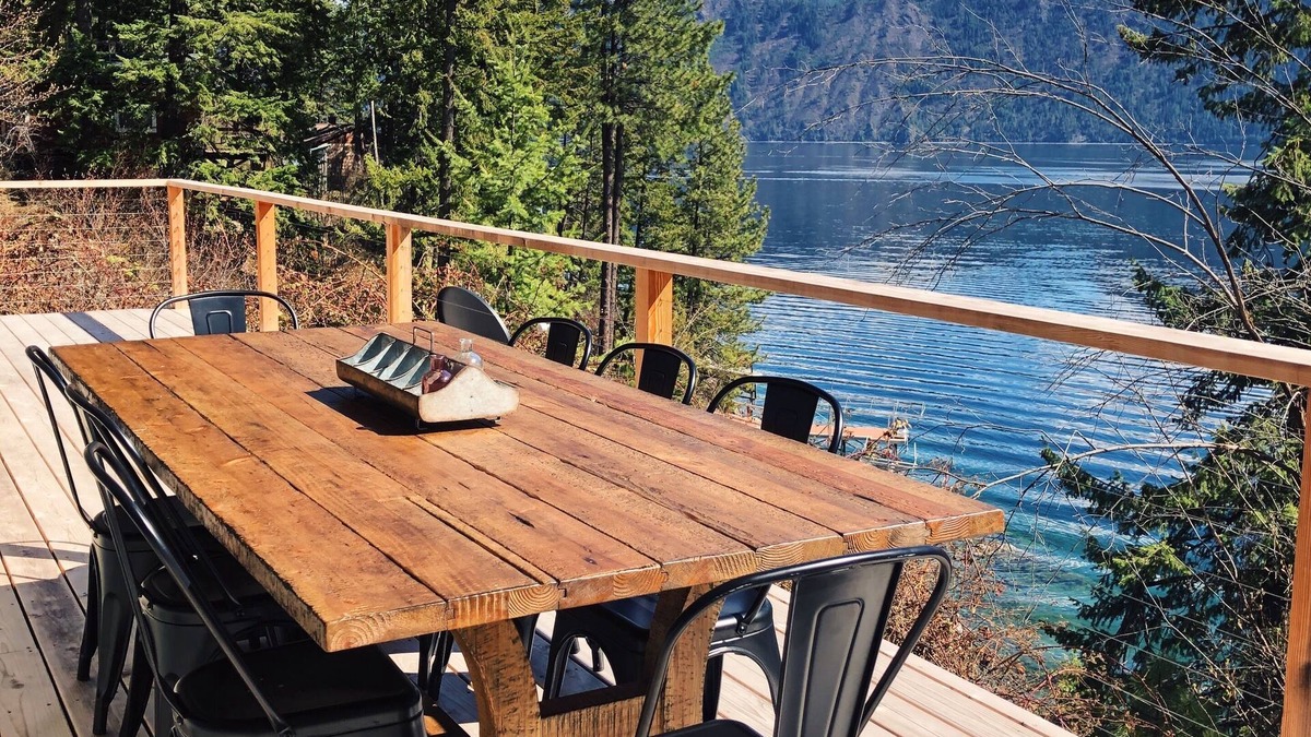 Bayview House | Waterfront house in Bayview! Boating, fishing, amazing views, 12mi to Silverwood