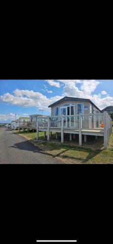 Isle of Grain Resort | Waterfront Kent coast
