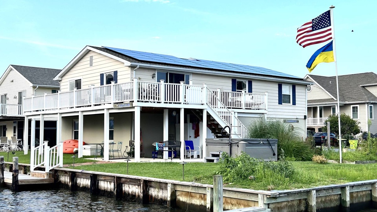Keen-Wik On the Bay House | Waterfront La Danza del Sol Sleeps 10n "Everything is awesome!" Guest Proclaims