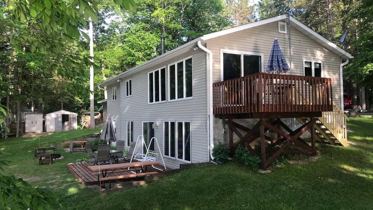 Pickerel Cabin | Waterfront Lake House , Crane Lake, Pickerel WI. See our video!
