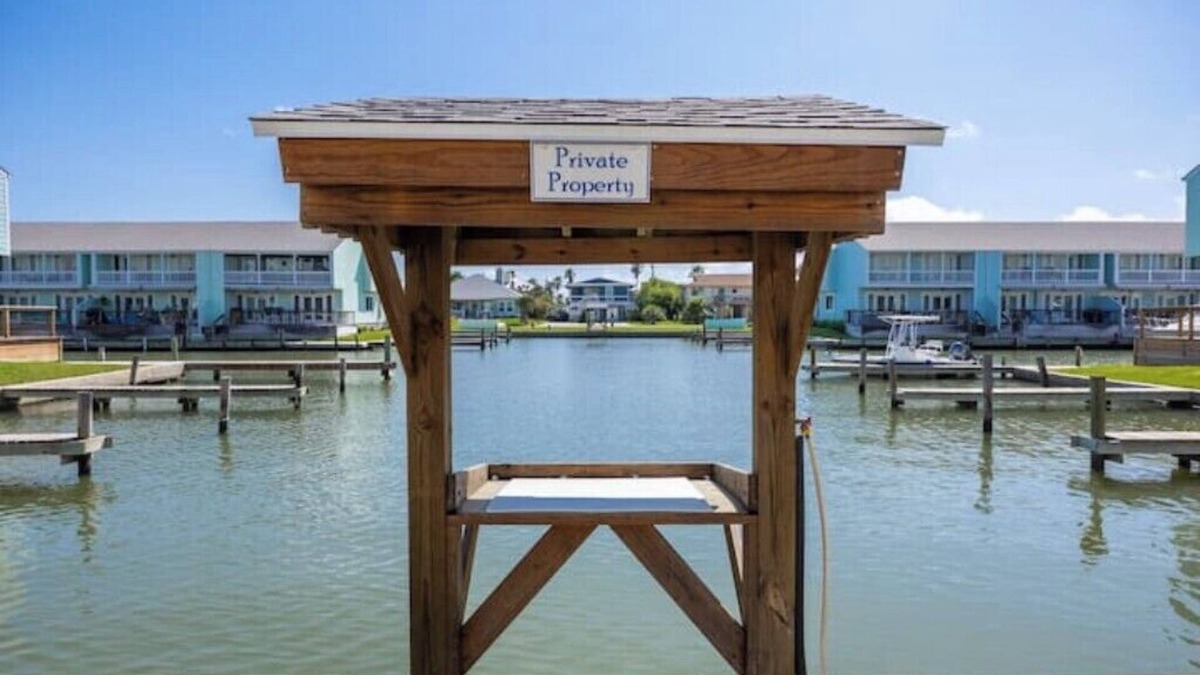 Key Allegro Condo | Waterfront Luxury Condo