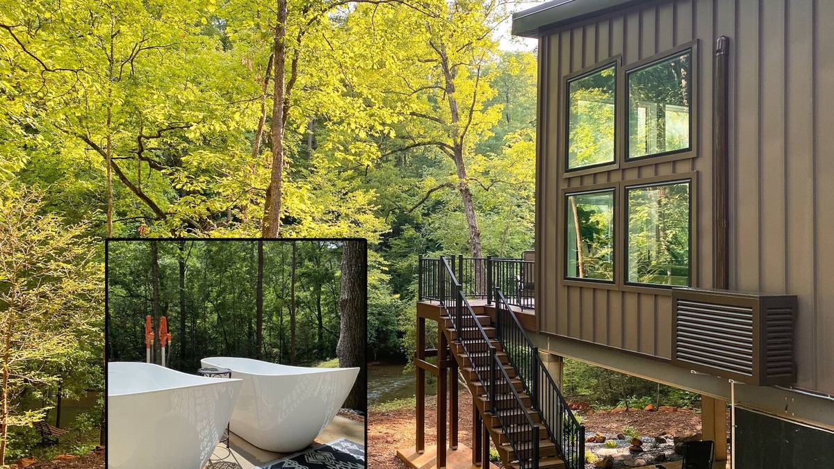 Vein Mountain Cabin | Waterfront Luxury Retreat in 75-Acre Forest. Hike, Kayak, and Soak.