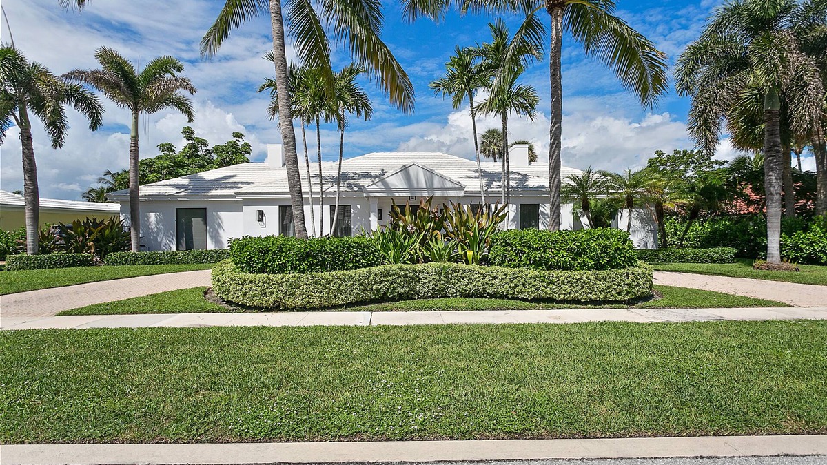 Manalapan House | Waterfront Manalapan Luxury Home