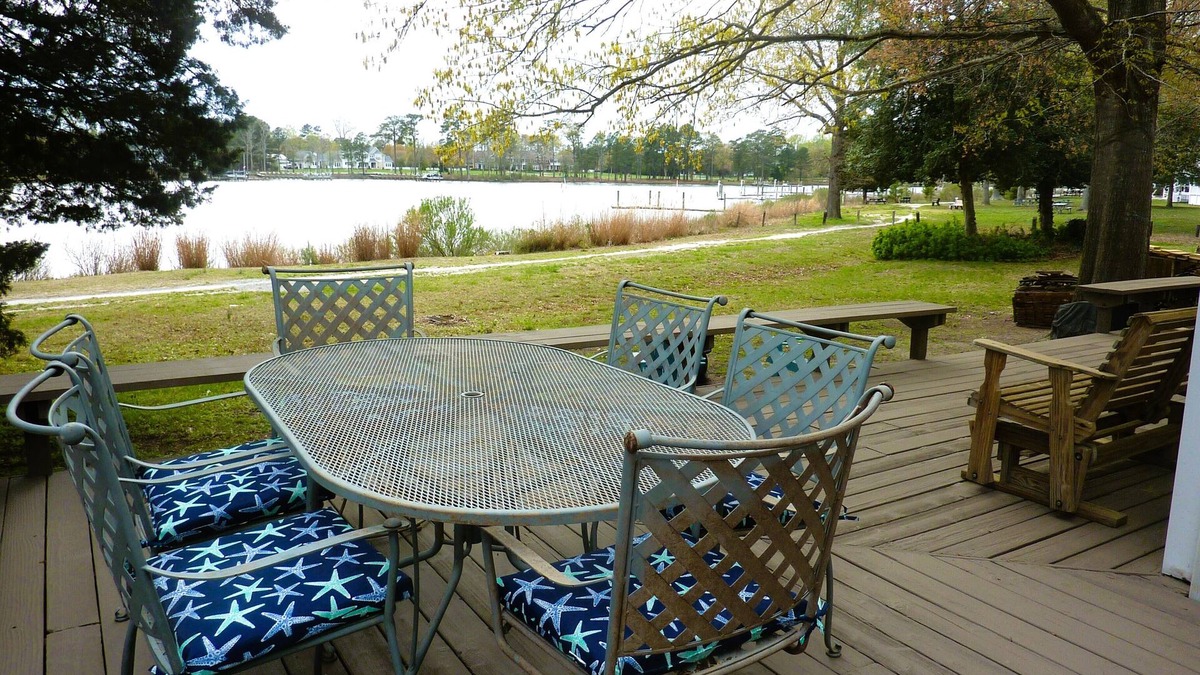 Rehoboth Beach Ski Chalet | Waterfront! New listing! Idyllic chalet in amenity rich community.