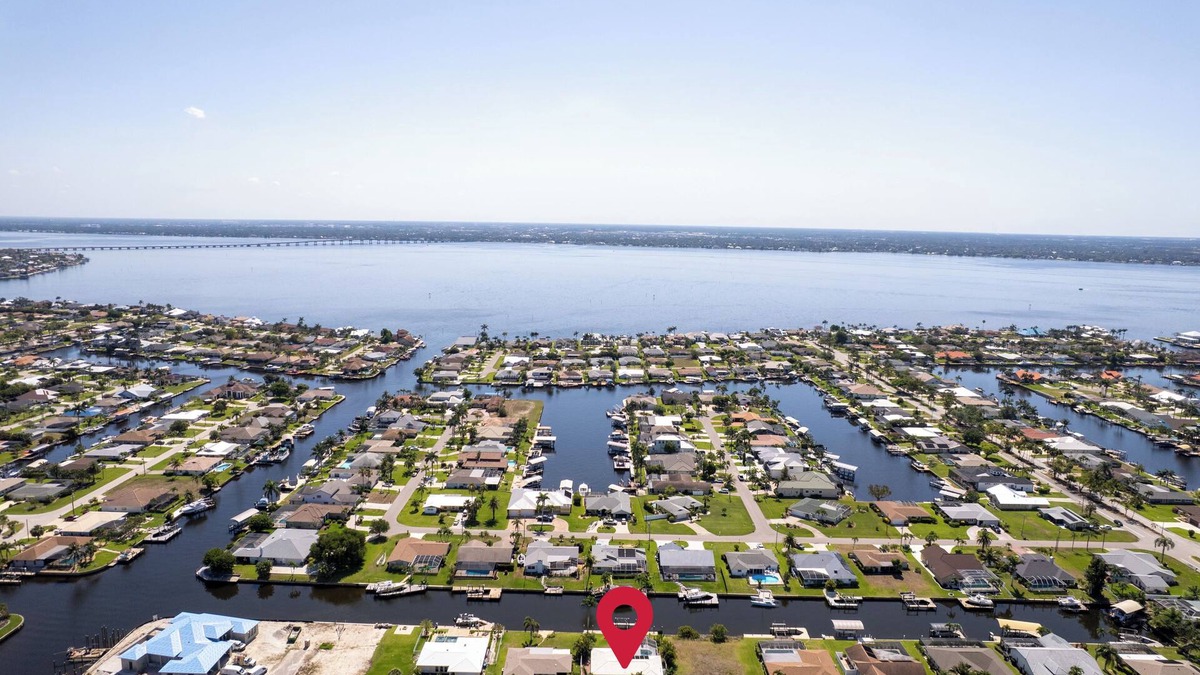 Caloosahatchee House | Waterfront Oasis-Gulf Access, Heated Pool, Hot Tub