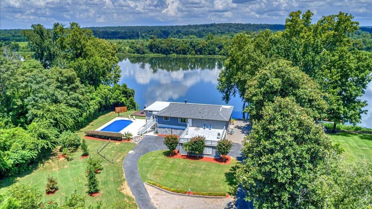Augusta House | Waterfront Oasis: Relax by the Pool, Fish, Kayak, and Enjoy Fire Pit Gatherings!