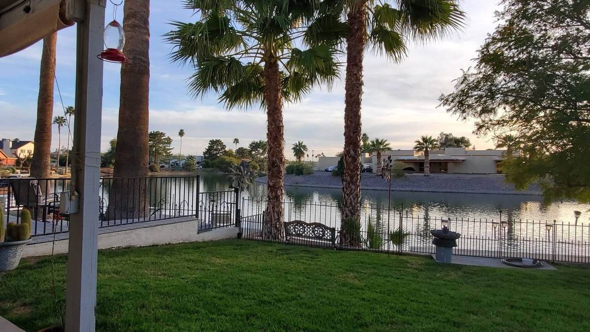 Dobson Ranch House | Waterfront - Pet Friendly Home - ON The Lake-Multi-Month Discounts