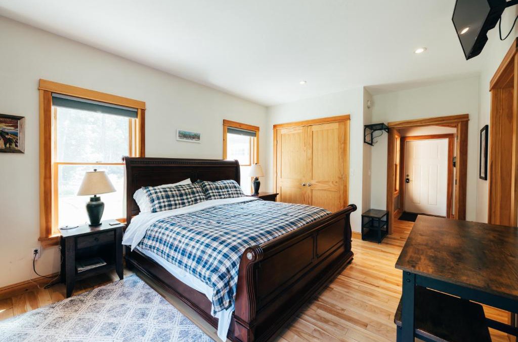 Freeport Apartment | Waterfront Private Apartment, 5 minutes from LLBean!