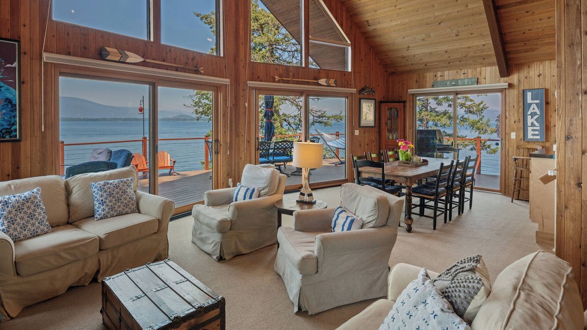 Sandpoint House | Waterfront Retreat Sleeps 16 w/Guest House & 2 Docks