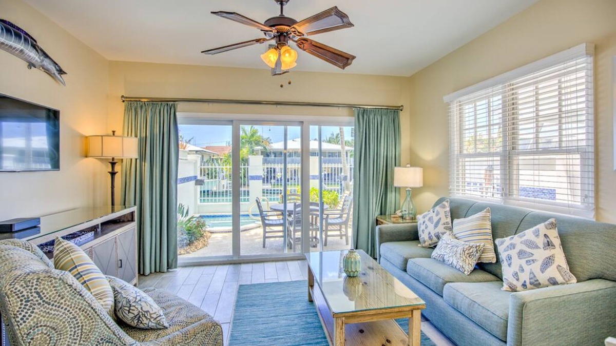 Marathon House | Waterfront Retreat