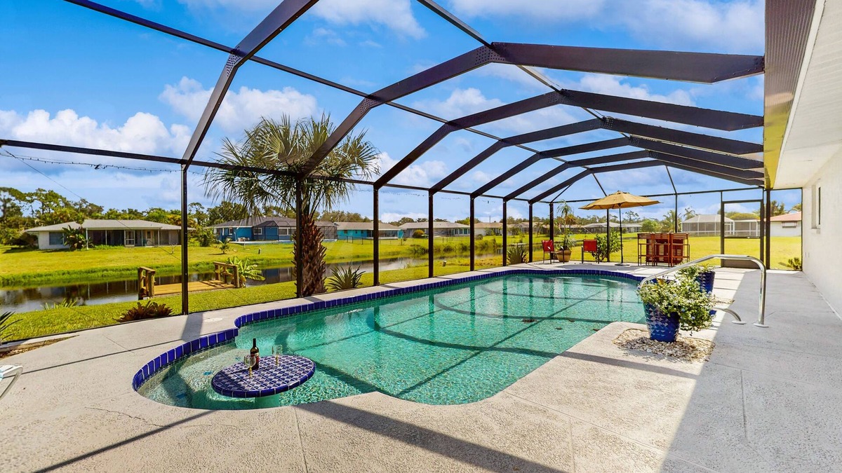Oakland Hills House | Waterfront retreat with in ground pool, outdoor patio, gas grill, and wifi