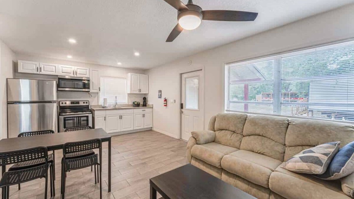 Chassahowitzka Cabin | Waterfront River Cabin | At Seven Sisters Springs