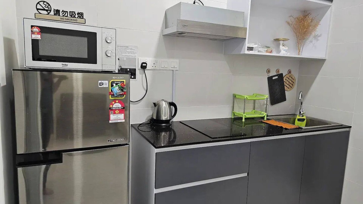 Kuching Condo | Waterfront Suite A, Serene View @Riverine Resortnn