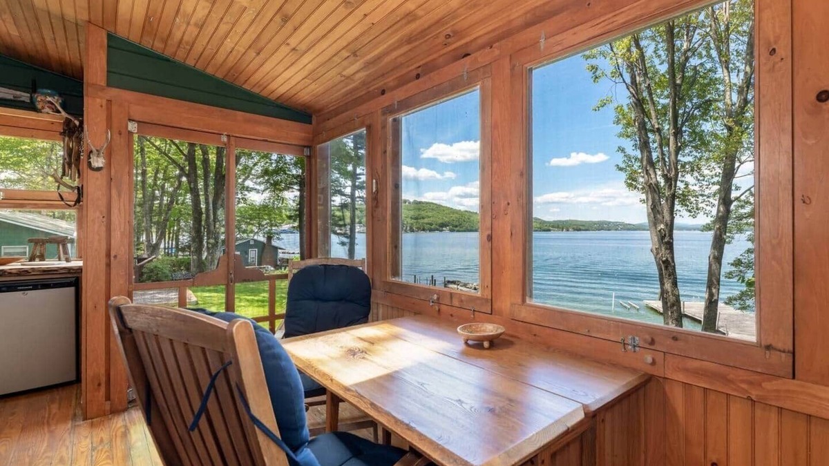 Laconia House | Waterfront Sunset Winnipesaukee Cottage