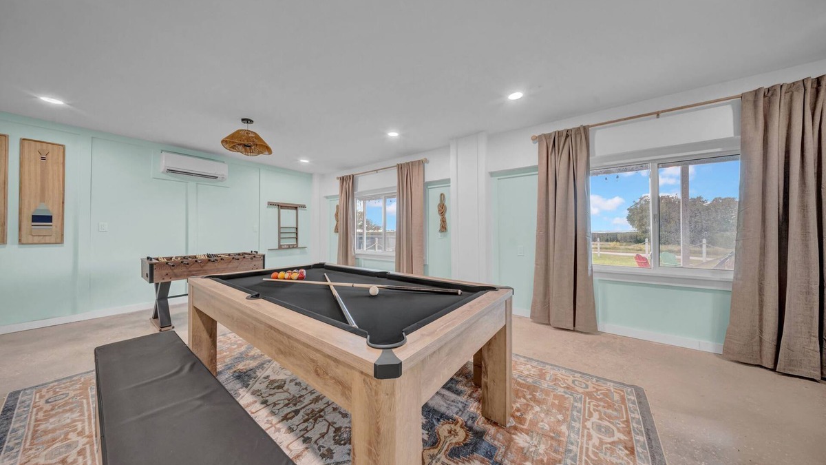 Crystal Beach House | Waterfront Villa w/Hot Tub Game Room Kayaks Bikes