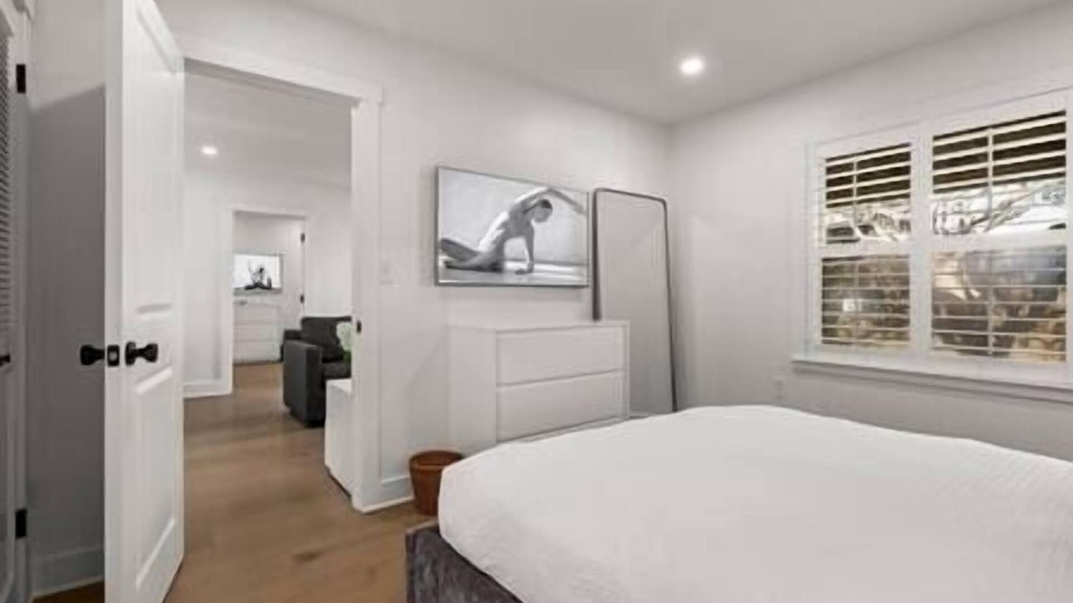 Carpinteria Apartment | Watermark Suite A