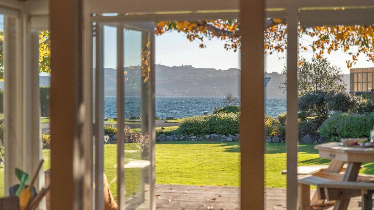 Rainbow Point House | Waterside Bliss - Taupo Holiday Home